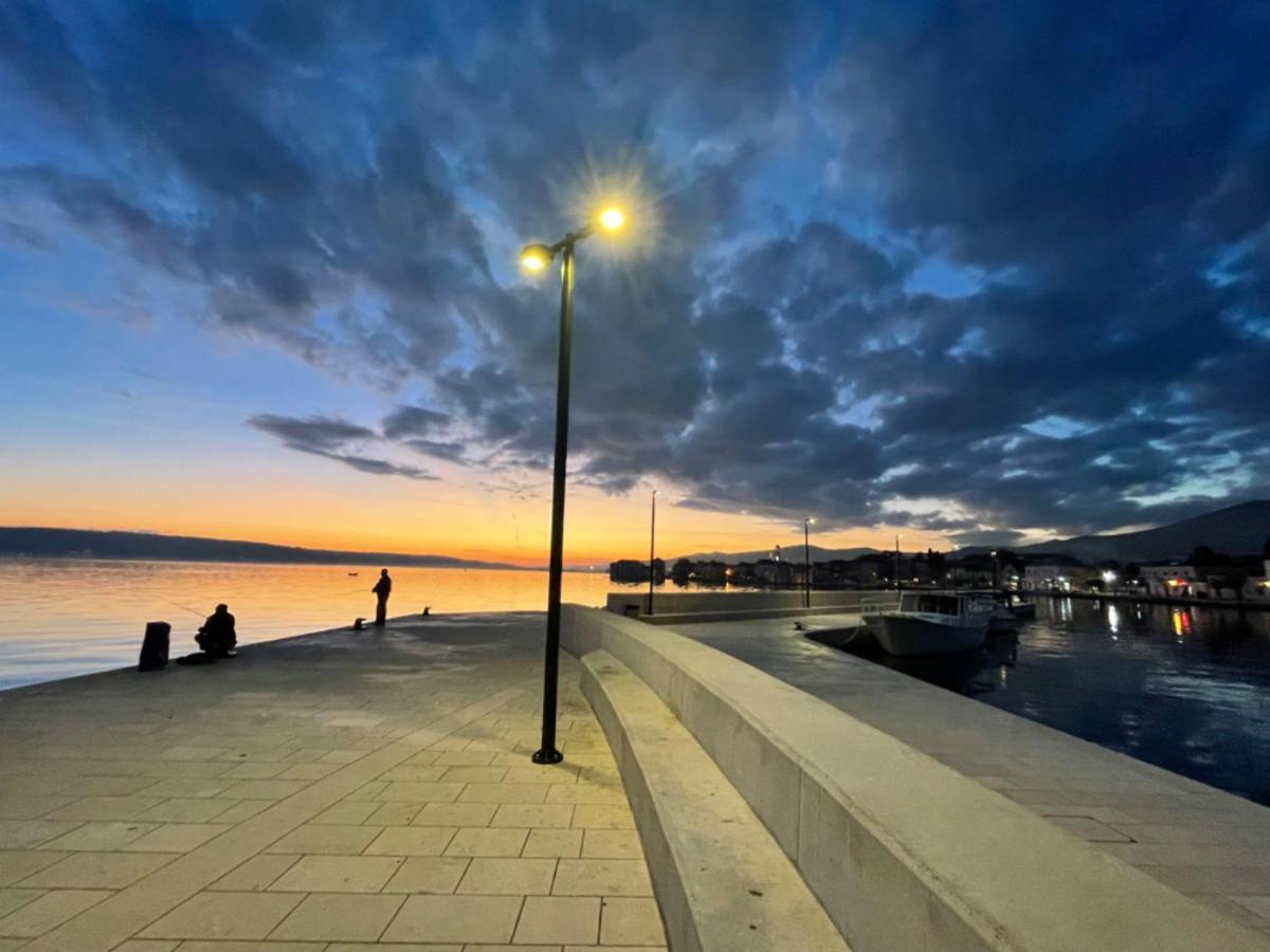 Sime * Kastela